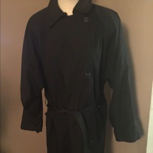 BLACK LINED RAINCOAT